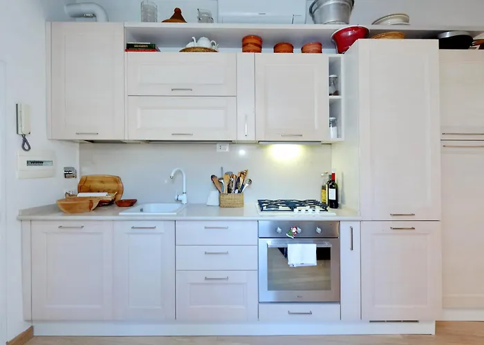 Pantheon Charming Attic | Romeloft